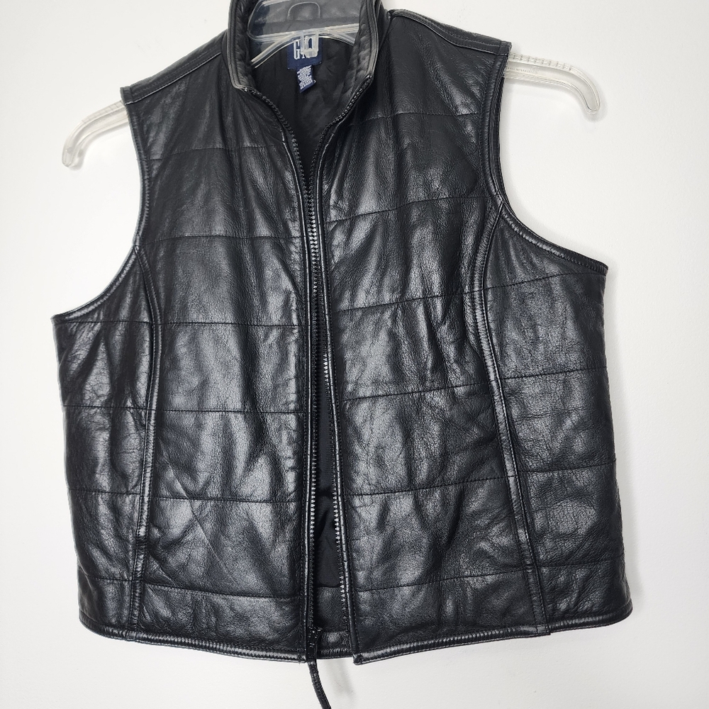 Gap‎ vest womens small 100% leather quilted zip up